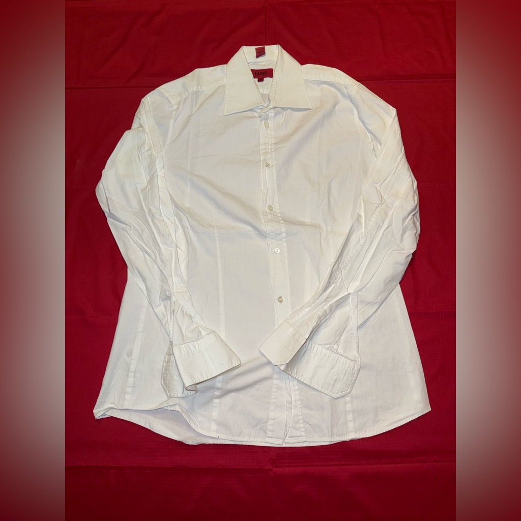 Fitted White Hugo Boss Dress Shirt (Medium)